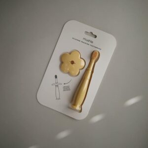 ZUBNÁ KEFKA KVIETOK MUSHIE - PALE DAFFODIL - Image 3