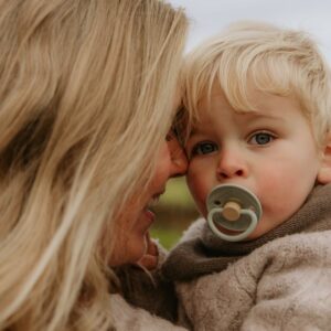 OKRÚHLY CUMLÍK FRIGG LITTLE VIKING - KNUD 6-18M, SILIKÓN - Image 3